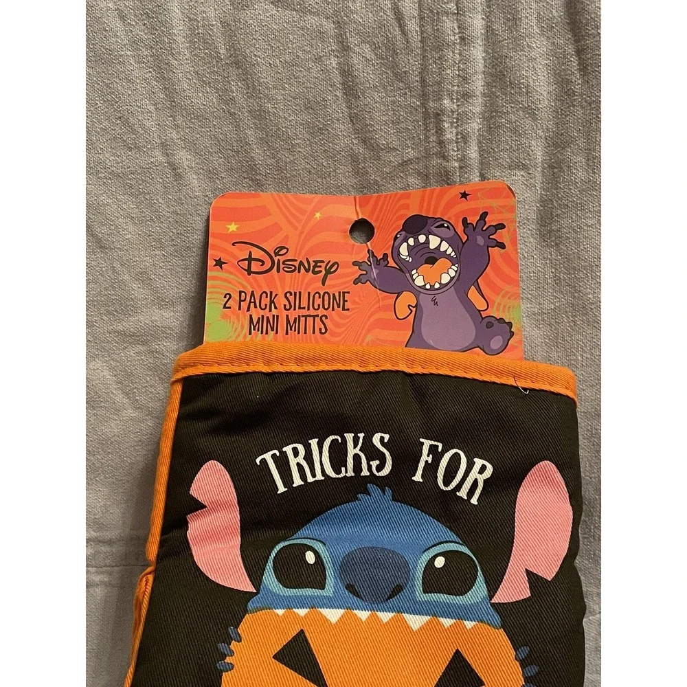 NEW Walt Disney Halloween 2‎ Mini Oven Mitts Stitch 